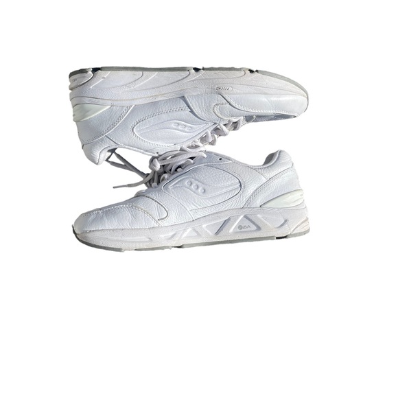 Saucony Size 9 Shoes
Has been worn but in perfect condition - Picture 7 of 7